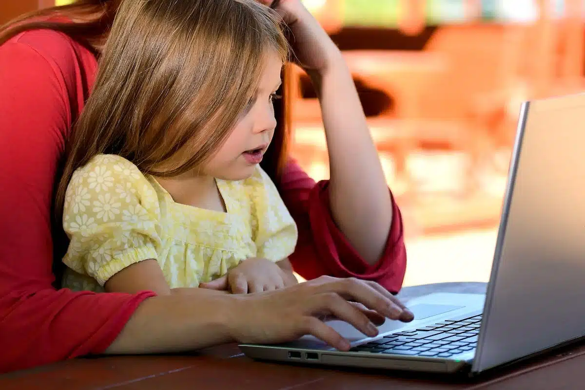 enfants technologie