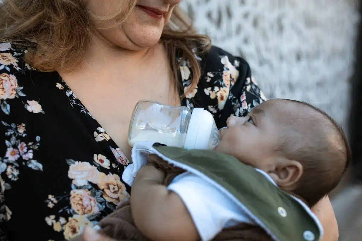 bébé  alimentation