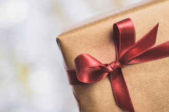 Cadeaux en famille : et si on offrait un souvenir plutôt qu'un objet de plus ?